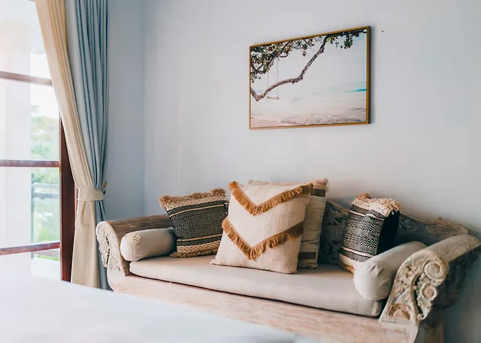 Golden Palm Bali Canggu- Huge Luxe 2-storey * Canggu