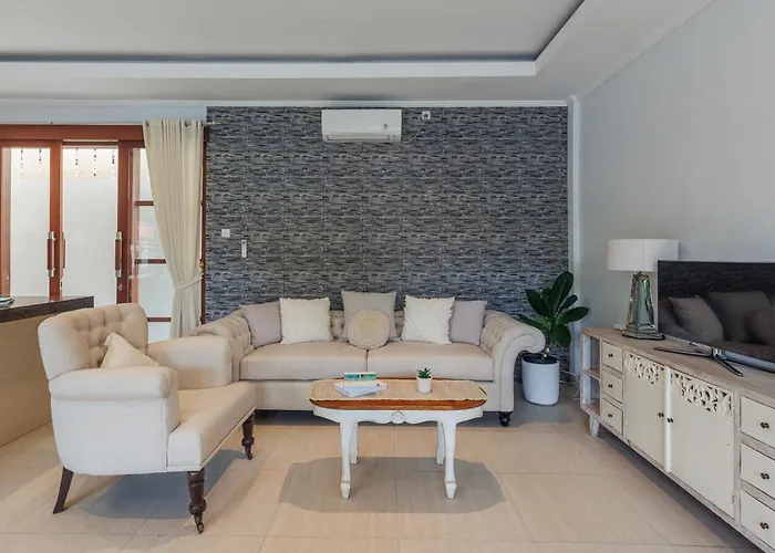Golden Palm Bali Canggu- Huge Luxe 2-storey *