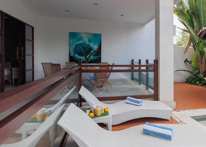 Golden Palm Bali Canggu- Huge Luxe 2-storey * Canggu